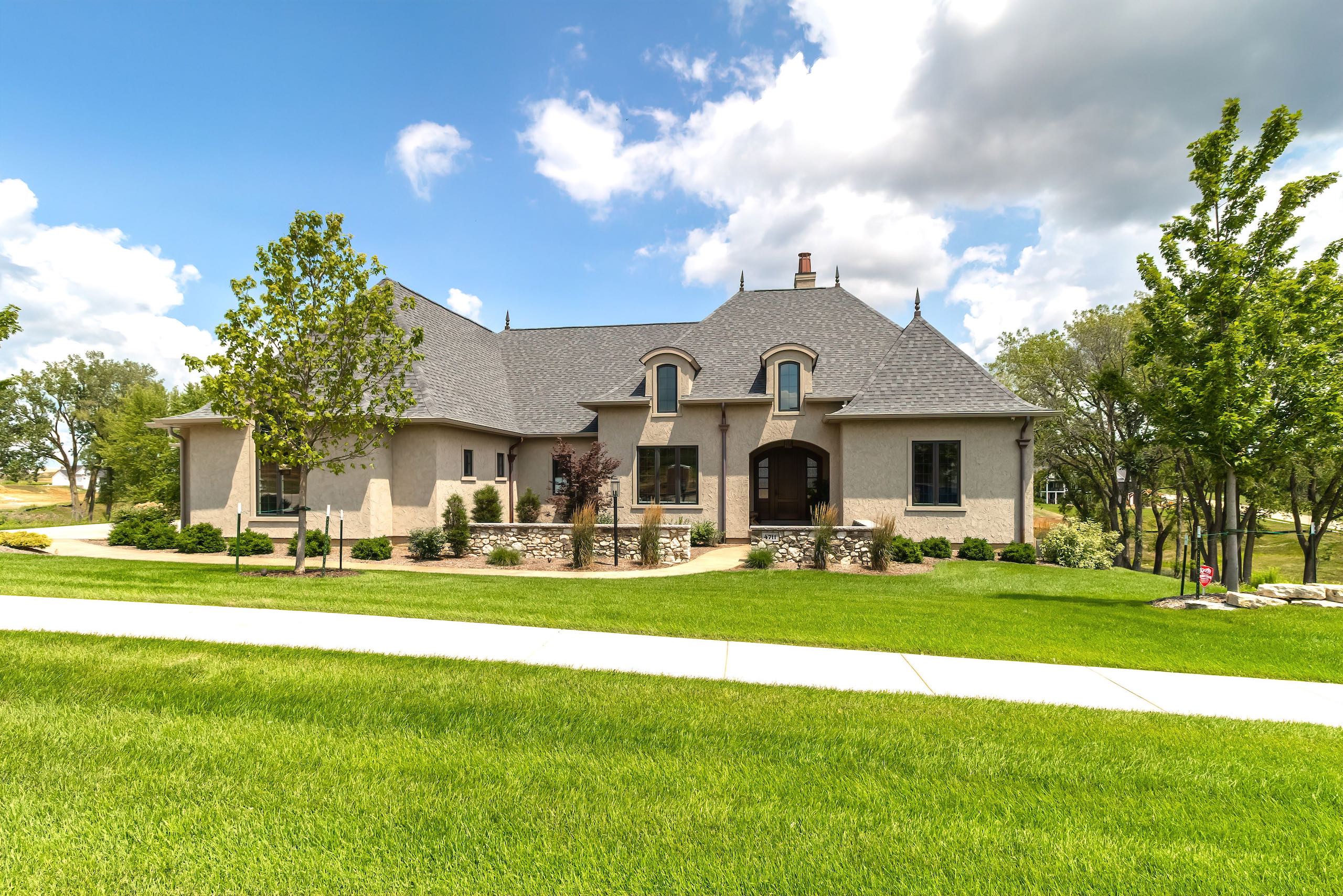 The Chateau on the Lake - Aspen Homes